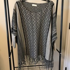 Black and Tan Freeway Brand Poncho size Small